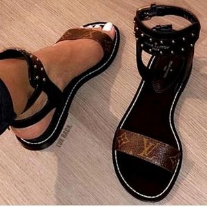Lv nomads sandals size 37